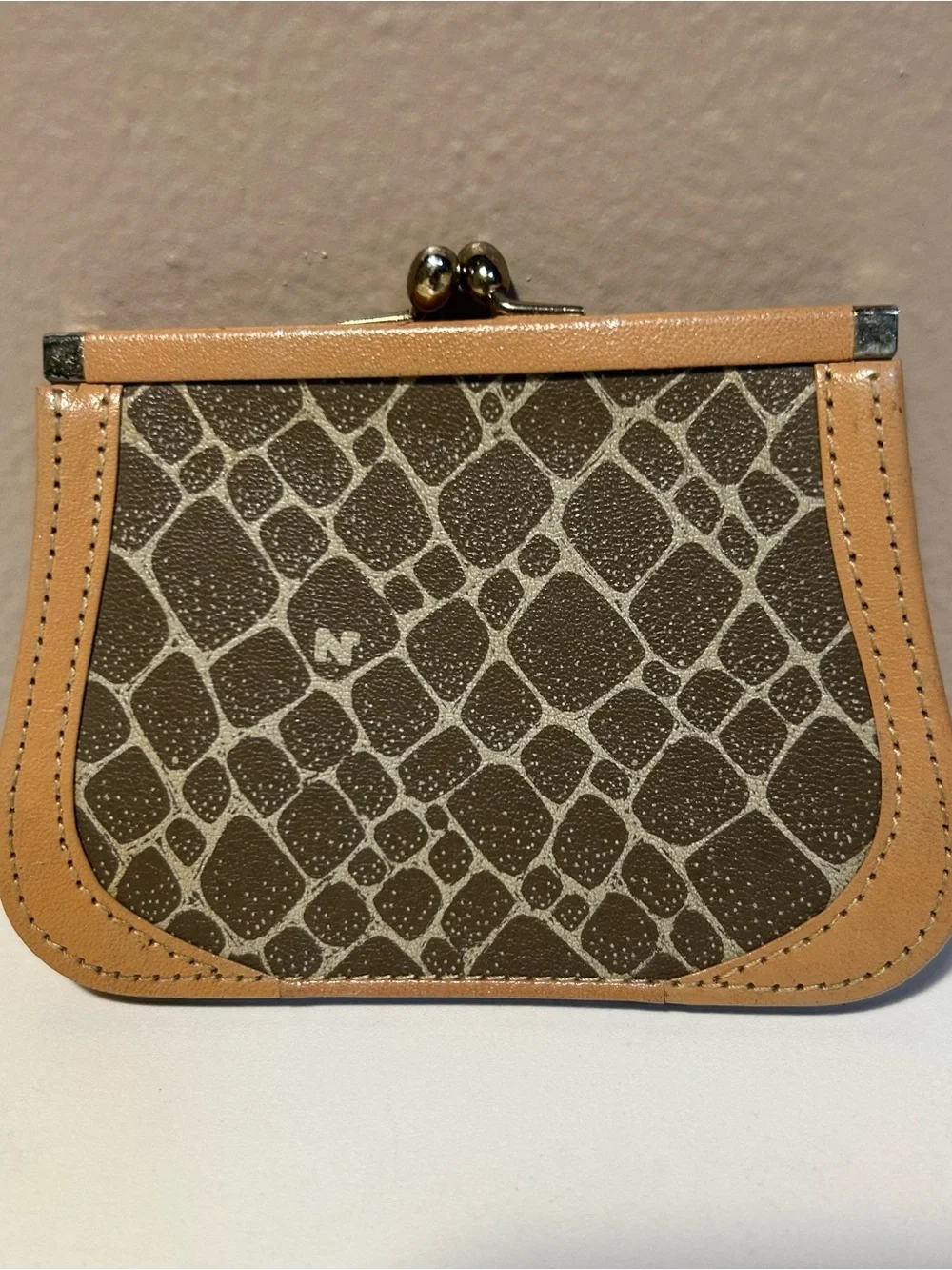 Vintage Nina Ricci Kiss Lock Coin Pouch Purse Giraffe print